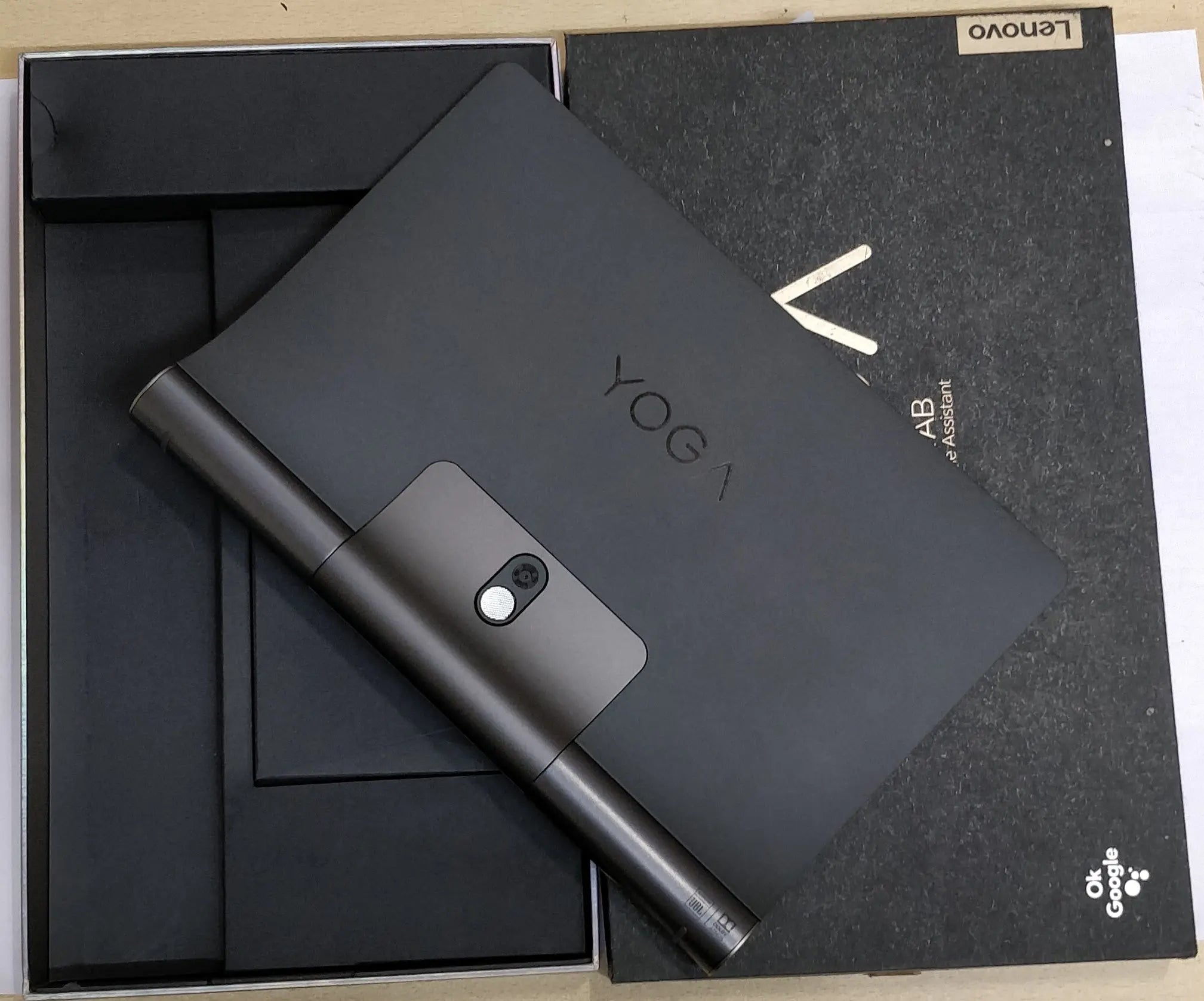 Lenovo Yoga Smart Tab (YT-X705X) With Google Assistant 10.1" (Wi Fi + 4G Cellular) 64GB 4GB RAM Iron Grey Tablet (Good Condition) — photo 4