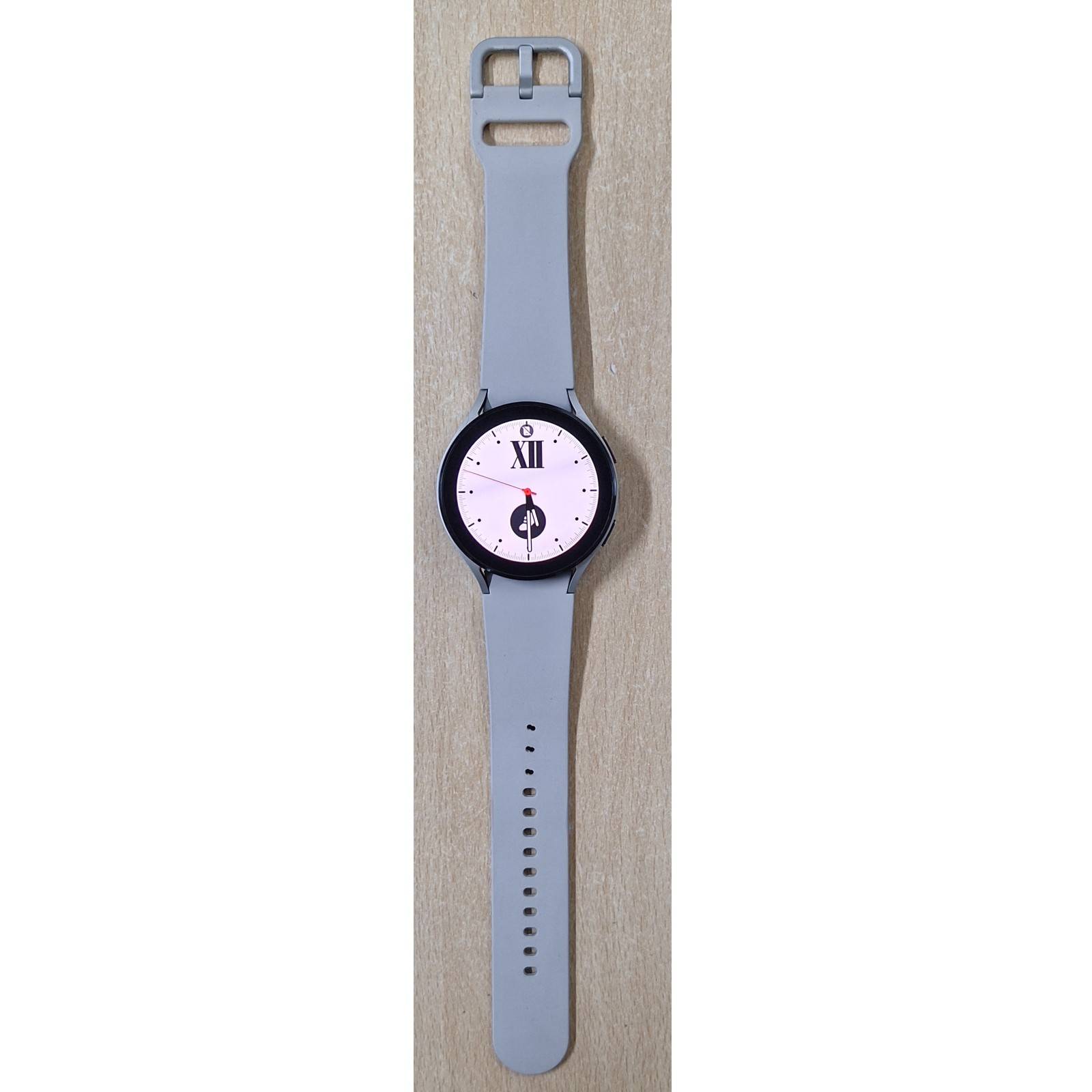 Samsung Galaxy Watch 4 (CLYW) (SM-R870) Silver Smart watch (Good Condition) — photo 2